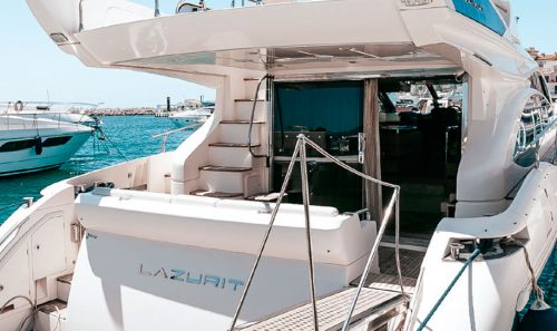 Alquiler de barcos en puerto Banús. Azimut 58 Fly.