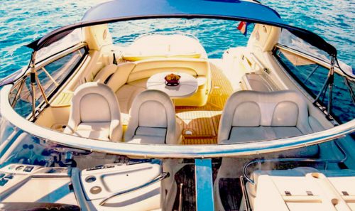 Alquiler de barco en puerto Banús, Marbella. Cranchi Mediterranee 50