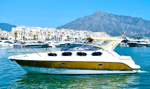 Alquiler de velero en puerto Banús, Marbella. SESSA MARINE C35.