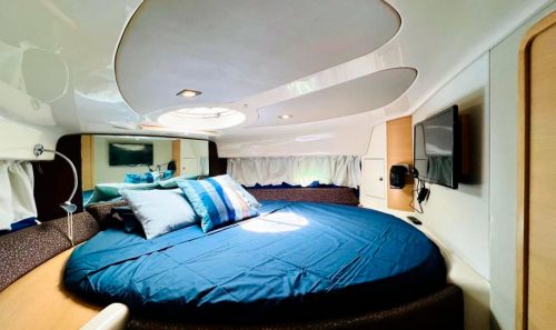 Alquiler de velero en puerto Banús, Marbella. SESSA MARINE C35.