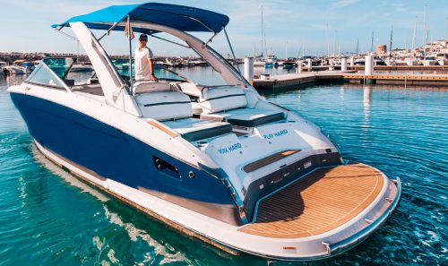 Alquiler de barcos en puerto Banús. Regal 2800.